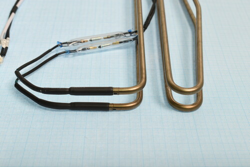 Купить ТЭН (Испарителя) для морозильного шкафа DEXP F4-23AMA (230V_280W)  7726920. Характеристики, отзывы и цены в Донецке