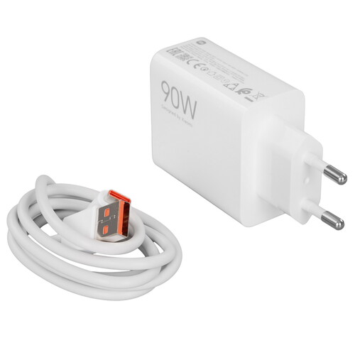 Купить 6.36" Смартфон Xiaomi 15 256 ГБ черный  5606800. Характеристики, отзывы и цены в Донецке
