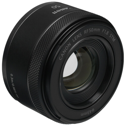 Купить Объектив Canon RF 50mm f/1.8 STM  5072589. Характеристики, отзывы и цены в Донецке