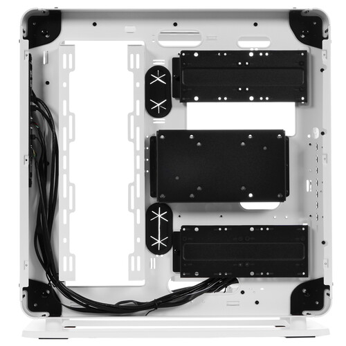 Купить Корпус Thermaltake Core P6 TG Snow  4852227. Характеристики, отзывы и цены в Донецке