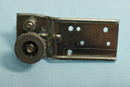 Купить Петля дверцы (Нижняя R) для холодильника DEXP SBS510M (Silver)  9044195. Характеристики, отзывы и цены в Донецке