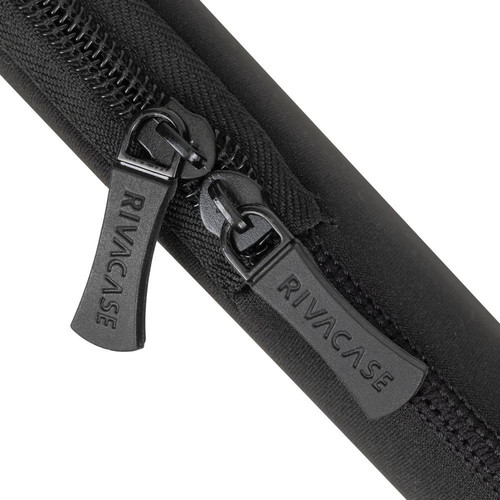 Купить 15.6" Чехол RIVACASE 5226 черный  9136877. Характеристики, отзывы и цены в Донецке