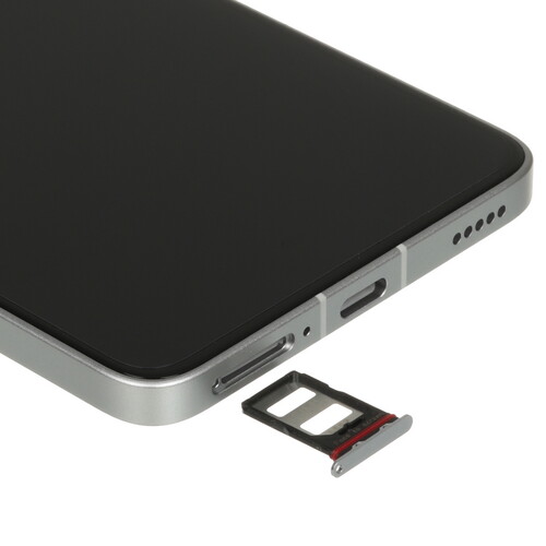 Купить 6.67" Смартфон POCO F6 Pro 256 ГБ белый  5455374. Характеристики, отзывы и цены в Донецке