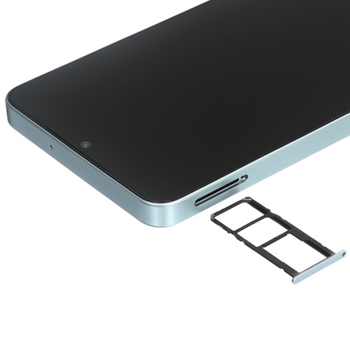 Купить 6.7" Смартфон Samsung Galaxy A06 128 ГБ голубой  5489210. Характеристики, отзывы и цены в Донецке