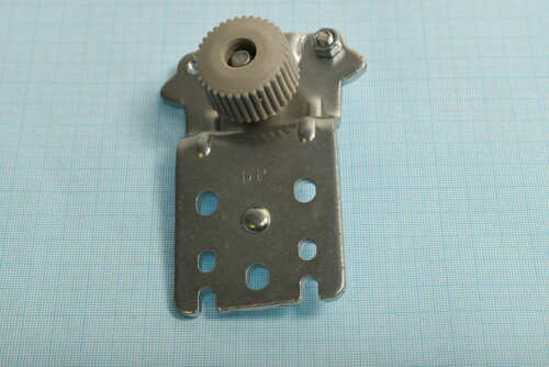 Купить Петля дверцы (Нижняя) для холодильника DEXP B4-27AMA (Metal)  9118076. Характеристики, отзывы и цены в Донецке