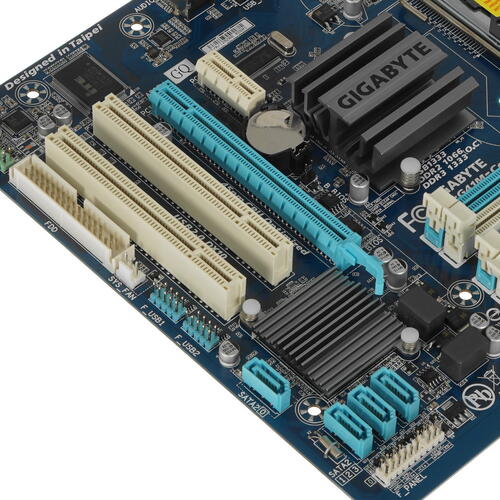 Купить Материнская плата GIGABYTE GA-G41M-COMBO-GQ (rev.3)  5067131. Характеристики, отзывы и цены в Донецке
