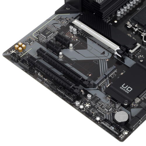 Купить Материнская плата GIGABYTE Z790 UD AX  5088865. Характеристики, отзывы и цены в Донецке