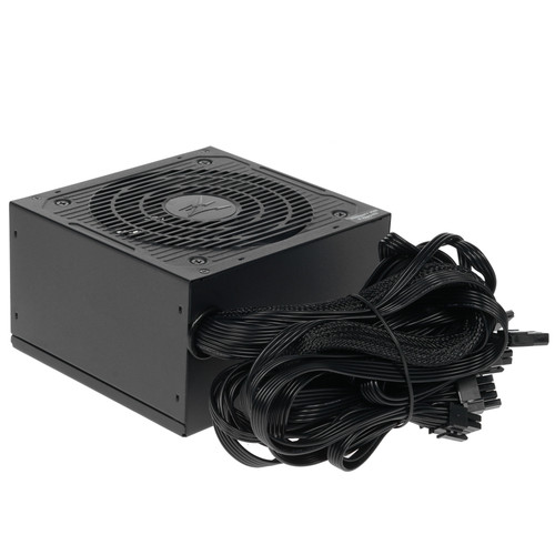 Купить Блок питания ZALMAN MegaMax (TXll) 700W [ZM700-TXII] черный  1608477. Характеристики, отзывы и цены в Донецке