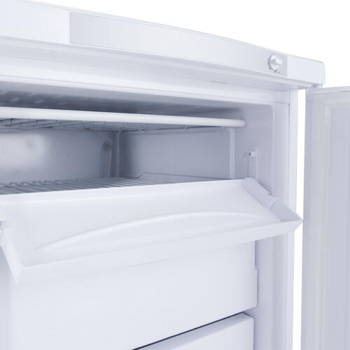 Купить Морозильный шкаф  Indesit SFR 100 белый  0149847. Характеристики, отзывы и цены в Донецке