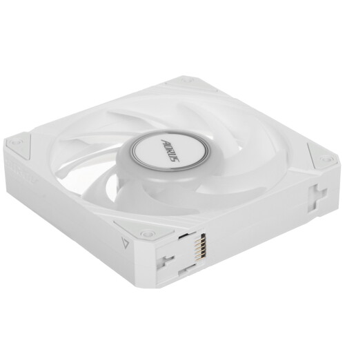 Купить Вентилятор GIGABYTE AORUS EZ CHAIN FAN 120 ICE [GP-ECFAN1201 ICE] белый  5609510. Характеристики, отзывы и цены в Донецке