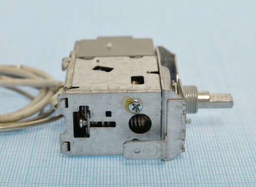 Купить Термостат для холодильного оборудования (L600_l12_D6_P3)  9030585. Характеристики, отзывы и цены в Донецке