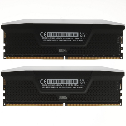 Купить Оперативная память Corsair Vengeance RGB [CMH32GX5M2B6400C36] 32 ГБ  9323887. Характеристики, отзывы и цены в Донецке