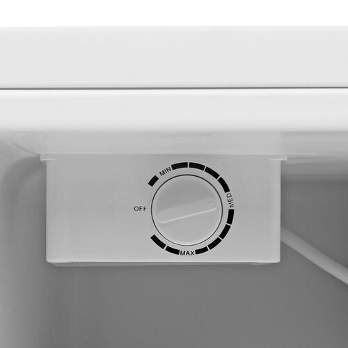 Купить Холодильник компактный   KRAFT BC(W)-75 белый  1375663. Характеристики, отзывы и цены в Донецке