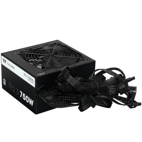Купить Блок питания Thermaltake TR2 S 750W [PS-TRS-0750NNSAWE-2] черный  5493805. Характеристики, отзывы и цены в Донецке