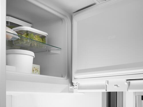 Купить Встраиваемый холодильник Liebherr IRBSd 5121-22 001  5465682. Характеристики, отзывы и цены в Донецке