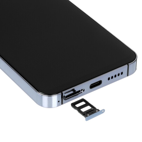Купить 6.81" Смартфон Unihertz Luna 256 ГБ белый  5433963. Характеристики, отзывы и цены в Донецке