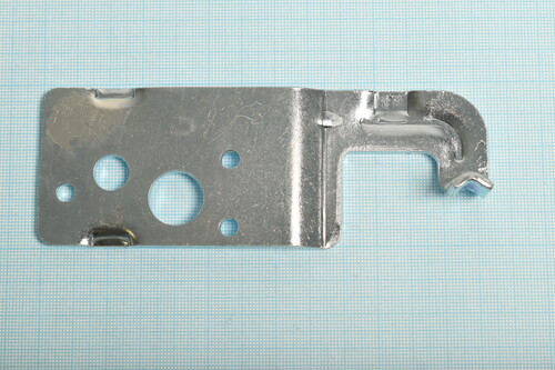 Купить Петля дверцы (Верхняя R) для холодильника DEXP S4-37AMA (Metal) [N/A]  9095008. Характеристики, отзывы и цены в Донецке