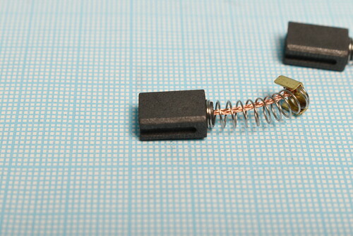 Купить Пара угольных щеток для эксцентриковой шлифмашины Aceline AC400-125 [N/A]  9132319. Характеристики, отзывы и цены в Донецке