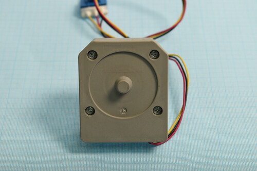 Купить Двигатель (Вентилятор) для холодильника DEXP SBS510M (12V_3W)  9118080. Характеристики, отзывы и цены в Донецке