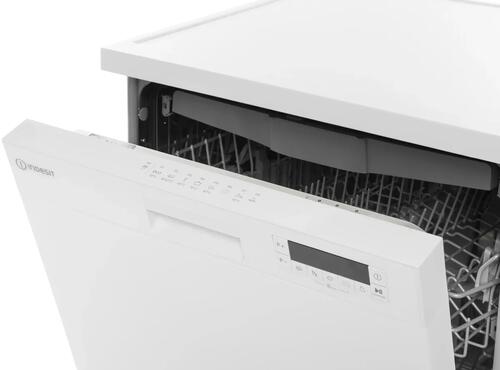 Купить Посудомоечная машина Indesit DF 5C85 D белый  5432957. Характеристики, отзывы и цены в Донецке