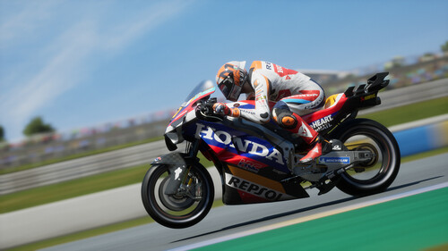 Купить Игра MotoGP24 (Switch)  5484021. Характеристики, отзывы и цены в Донецке