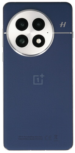 Купить 6.82" Смартфон OnePlus 13 512 ГБ синий  5611321. Характеристики, отзывы и цены в Донецке