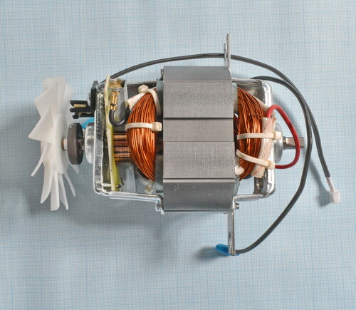 Купить Двигатель для блендера DEXP GL-1800 (220-240V_1800W) [YWC8835]  1360608. Характеристики, отзывы и цены в Донецке