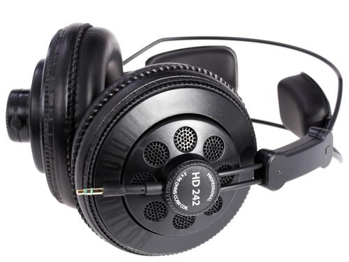 Купить Проводные наушники Axelvox HD 242 черный  1010199. Характеристики, отзывы и цены в Донецке