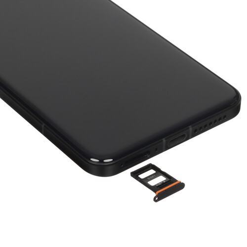 Купить 6.73" Смартфон Xiaomi 14 Ultra 512 ГБ черный  5449649. Характеристики, отзывы и цены в Донецке
