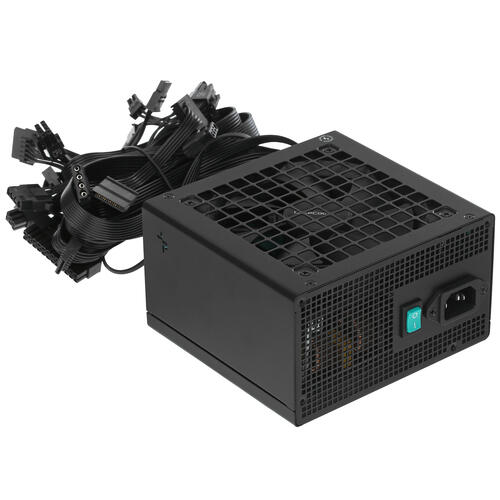 Купить Блок питания DEEPCOOL PK750D [R-PK750D-FA0B-EU] черный  5023965. Характеристики, отзывы и цены в Донецке