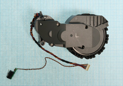 Купить Двигатель (В сборе с колесом L) для пылесоса-робота Roborock Q8 Max  9156593. Характеристики, отзывы и цены в Донецке
