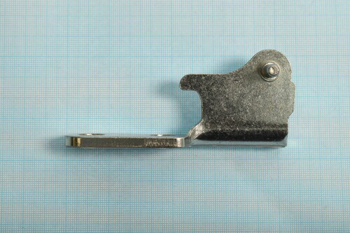 Купить Петля дверцы (Средняя R) для холодильника DEXP RF-MN450DMA (Metal) [N/A]  9118086. Характеристики, отзывы и цены в Донецке