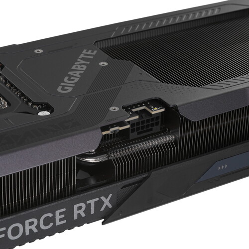 Купить Видеокарта GIGABYTE GeForce RTX 5070 GAMING OC  5613396. Характеристики, отзывы и цены в Донецке