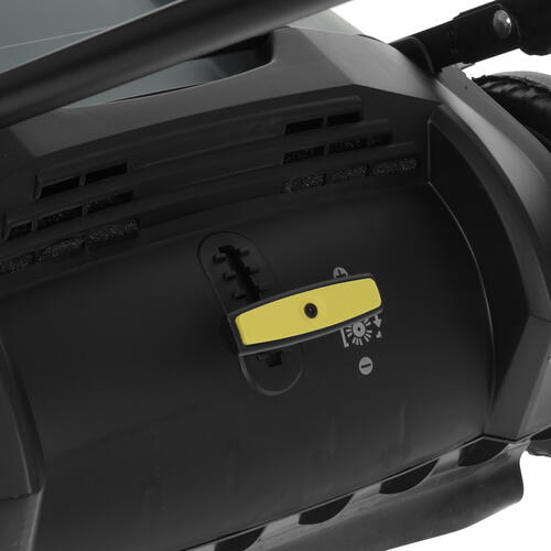 Купить Ручная подметальная машина Karcher KM 70/20 C  8142666. Характеристики, отзывы и цены в Донецке