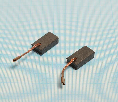 Купить Пара угольных щеток для перфоратора FinePower RH0221 [N/A]  5034513. Характеристики, отзывы и цены в Донецке