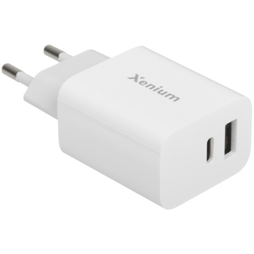 Купить Сетевое зарядное устройство Xenium X302 белый  9221438. Характеристики, отзывы и цены в Донецке