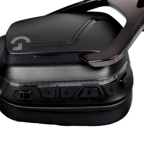 Купить Беспроводные/проводные наушники Logitech G933S черный 2019  5400889. Характеристики, отзывы и цены в Донецке