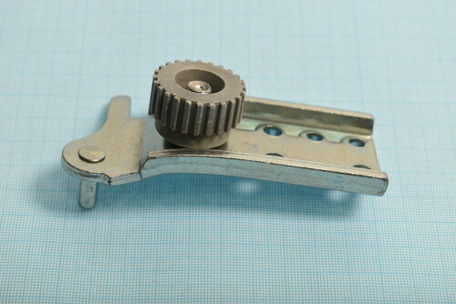 Купить Петля дверцы (Нижняя L) для холодильника DEXP RF-MN450DMA (Metal) [N/A]  9118087. Характеристики, отзывы и цены в Донецке