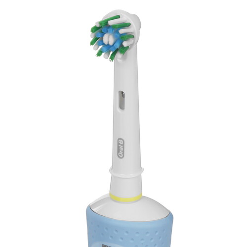 Купить Электрическая зубная щетка Braun Oral-B Vitality Pro D103.413.3 Protect X Clean голубой  5493669. Характеристики, отзывы и цены в Донецке