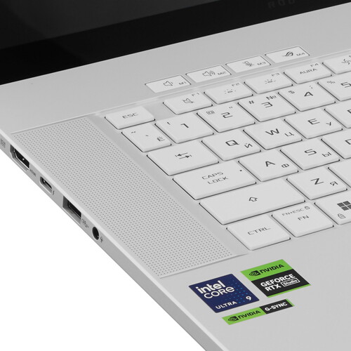 Купить 16" Ноутбук ASUS ROG Zephyrus GU605CW-QR164W белый  5618546. Характеристики, отзывы и цены в Донецке