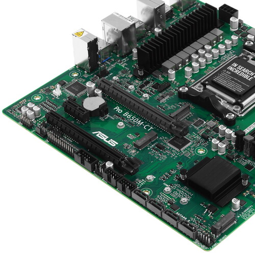 Купить Материнская плата ASUS Pro B650M-CT-CSM  5620942. Характеристики, отзывы и цены в Донецке