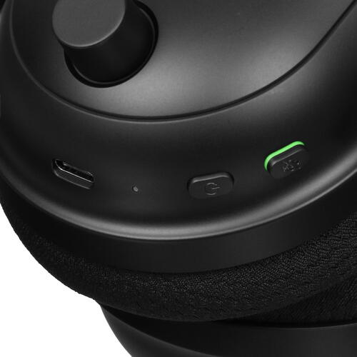 Купить Беспроводные наушники Razer BlackShark V2 Pro черный 2023  5406744. Характеристики, отзывы и цены в Донецке