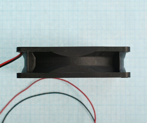 Купить Вентилятор (внутренний блок) для автомобильного холодильника DEXP FR-08  1649279. Характеристики, отзывы и цены в Донецке