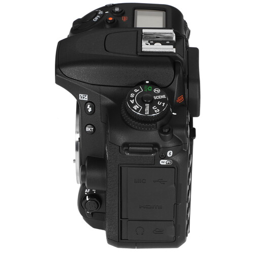 Купить Зеркальный фотоаппарат Nikon D7500 Body черный  5065518. Характеристики, отзывы и цены в Донецке