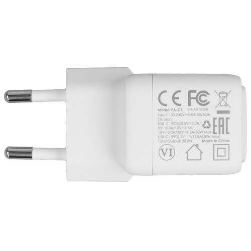 Купить Сетевое зарядное устройство Aukey Comet Mini белый  5600108. Характеристики, отзывы и цены в Донецке
