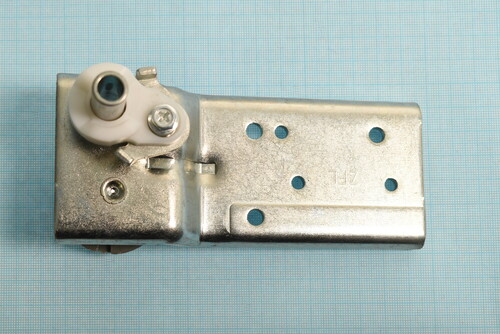 Купить Петля дверцы (Нижняя L) для холодильника DEXP SBS510M (Silver)  9044194. Характеристики, отзывы и цены в Донецке