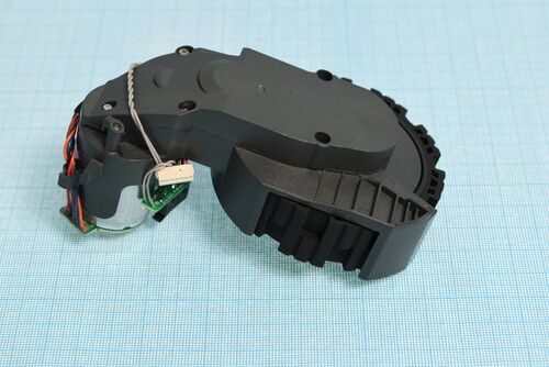 Купить Двигатель (В сборе с колесом R) для пылесоса-робота Roborock Q8 Max  9156650. Характеристики, отзывы и цены в Донецке