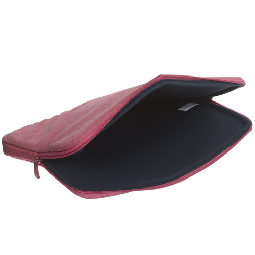 Купить 14" Чехол RIVACASE 7704 ECO красный  9136860. Характеристики, отзывы и цены в Донецке