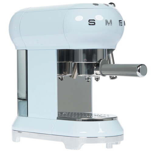 Купить Кофеварка рожковая Smeg ECF01PBEU голубой  1152714. Характеристики, отзывы и цены в Донецке