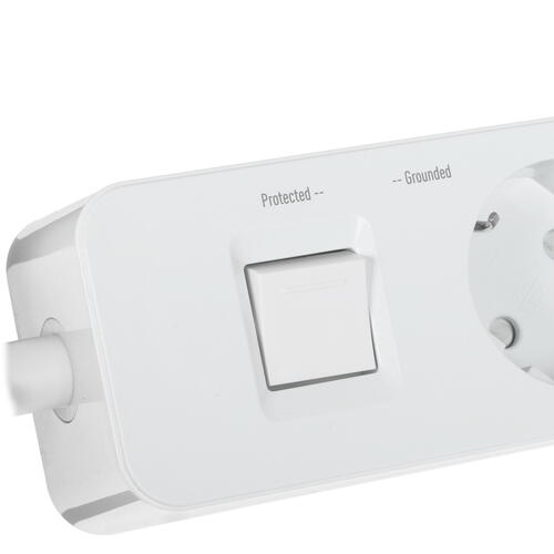 Купить Сетевой фильтр Harper UCH-530 белый  1389073. Характеристики, отзывы и цены в Донецке
